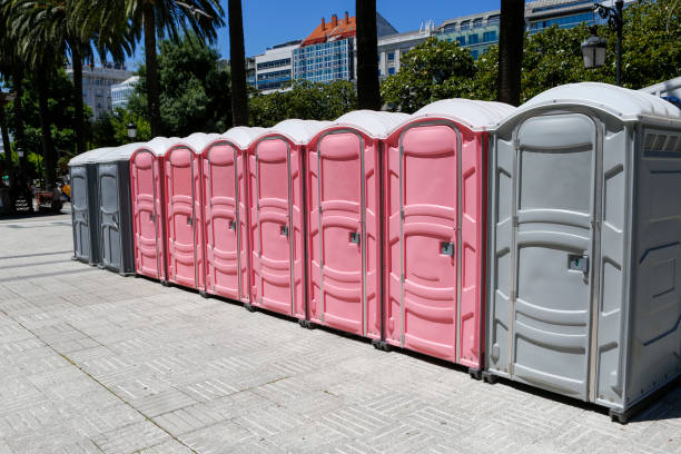 Best Deluxe Portable Toilet Rental  in Forest City, FL